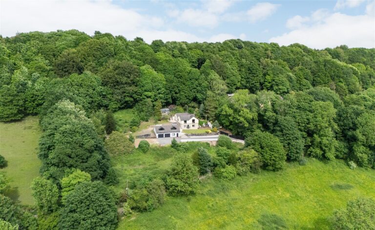 Property Image 0 Property Image 0
