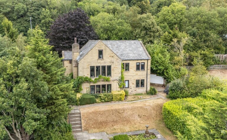 Property Image 0 Property Image 0